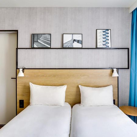 Ibis Levallois Perret Bagian luar foto