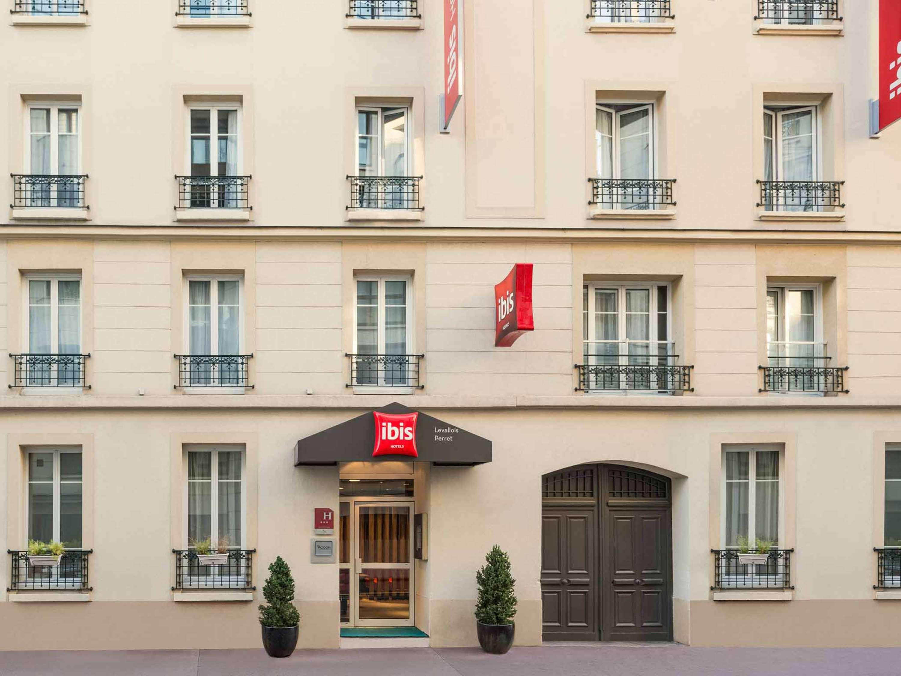 Ibis Levallois Perret Bagian luar foto