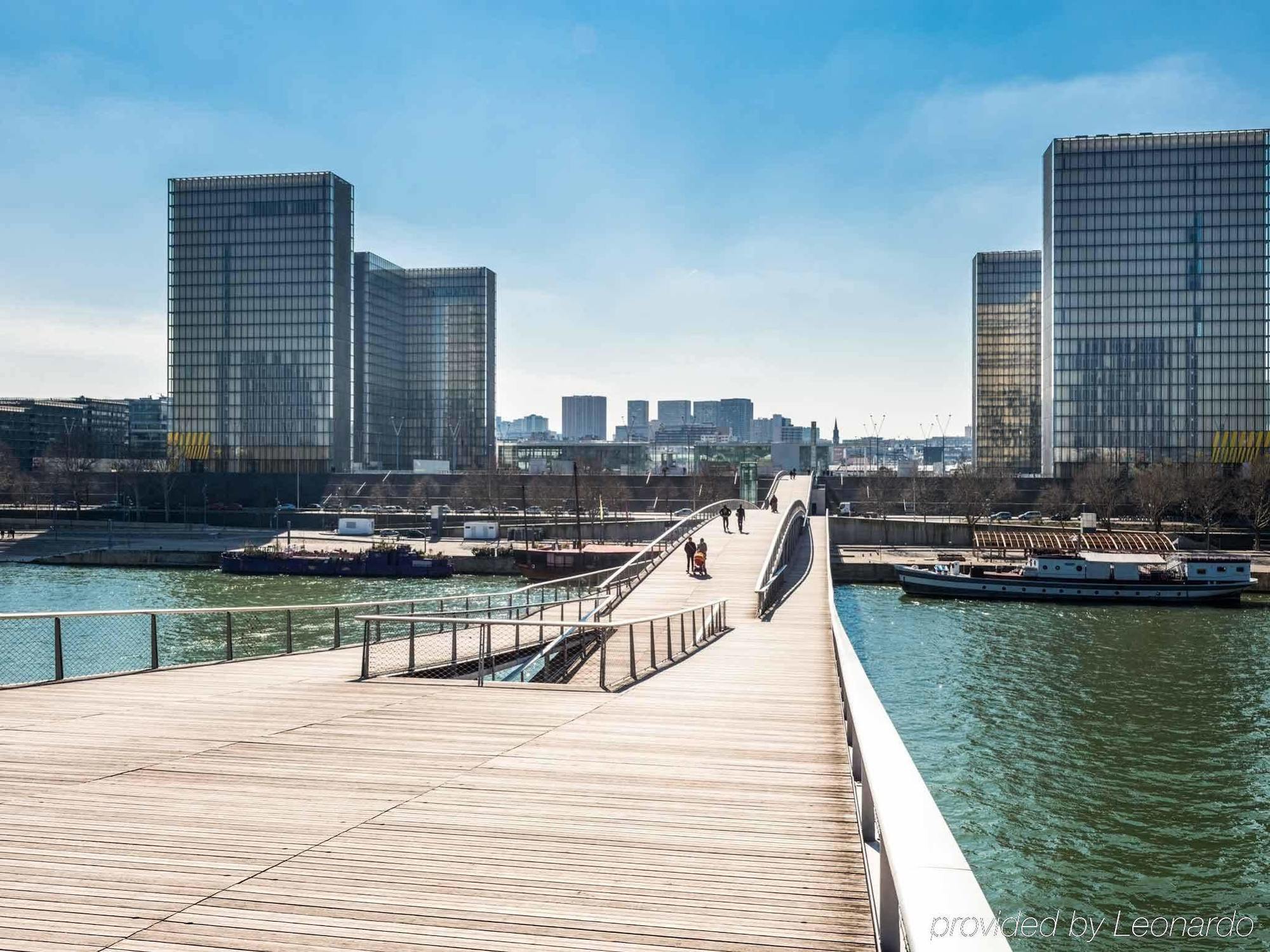 Ibis Levallois Perret Bagian luar foto
